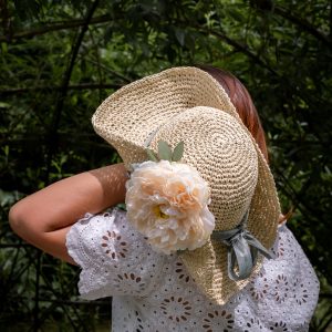 chapeau fleuri "Pivoine"